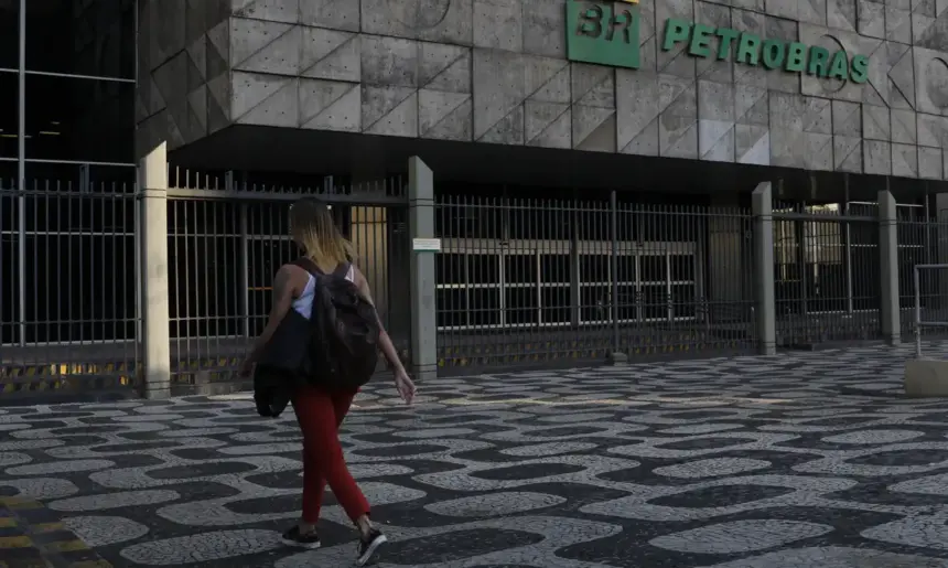 Petrobras pode mitigar impacto da alta do petróleo no Brasil