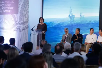 Petrobras suspende leilão de combustíveis para reavaliar estoques