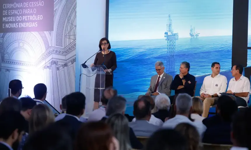 Petrobras suspende leilão de combustíveis para reavaliar estoques