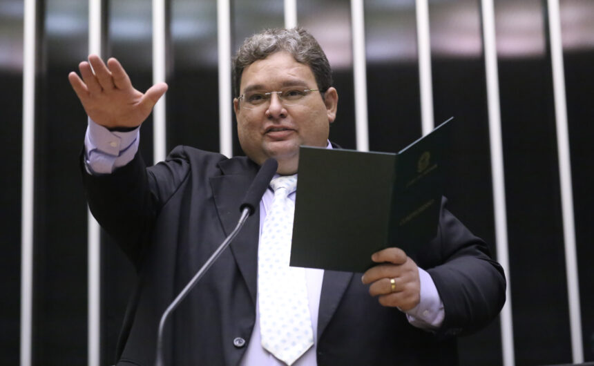 Projeto autoriza SUS a utilizar hospitais privados para cirurgias bariátricas