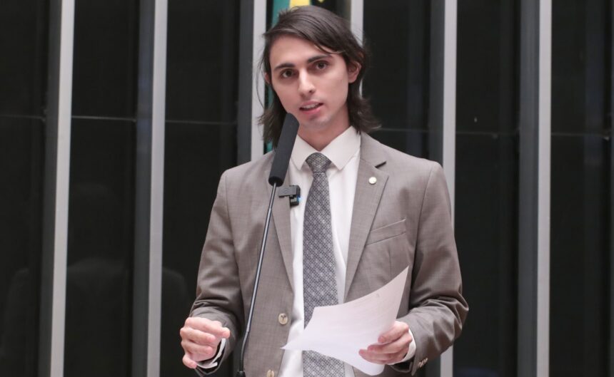 Projeto de Lei cria diretrizes para combater violência institucional contra mulheres