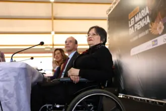 Quatro réus são acusados de campanha de ódio contra Maria da Penha