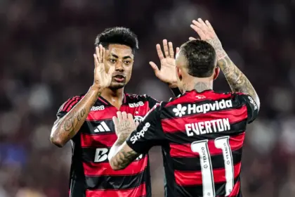 Rádio Nacional transmite jogo entre Flamengo e Cruzeiro nesta quarta-feira