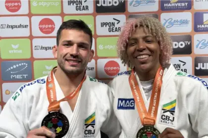 Rafaela Silva conquista ouro e Daniel Cargnin bronze no Grand Prix de judô na Áustria