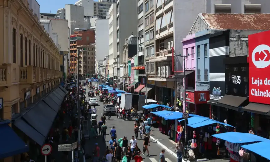 São Paulo registra mais de 12,6 mil trabalhadores ambulantes, aponta pesquisa