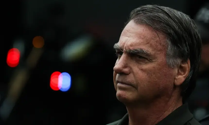 STF mantém prisão de Jair Bolsonaro e nega pedido de domiciliar