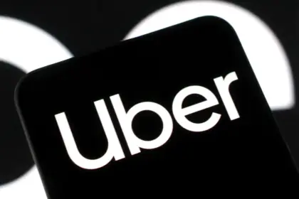 Uber é condenada a indenizar passageira por intolerância religiosa na Paraíba
