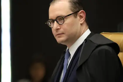 Zanin vota pela condenação de deputados do PL por corrupção passiva