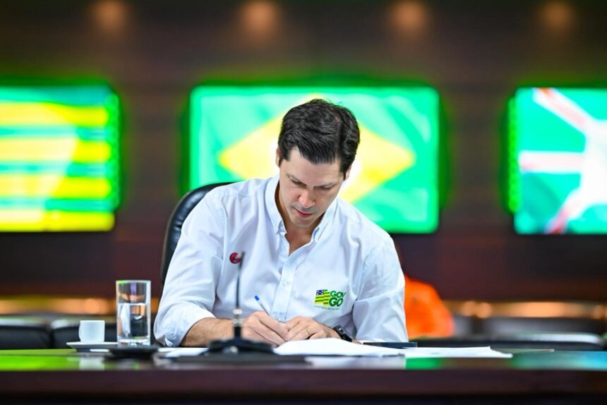 Goiás inicia subsídio de R$ 0,60 por litro de diesel