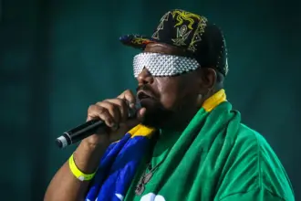 Morre Afrika Bambaataa, pioneiro do hip-hop e da cultura negra mundial