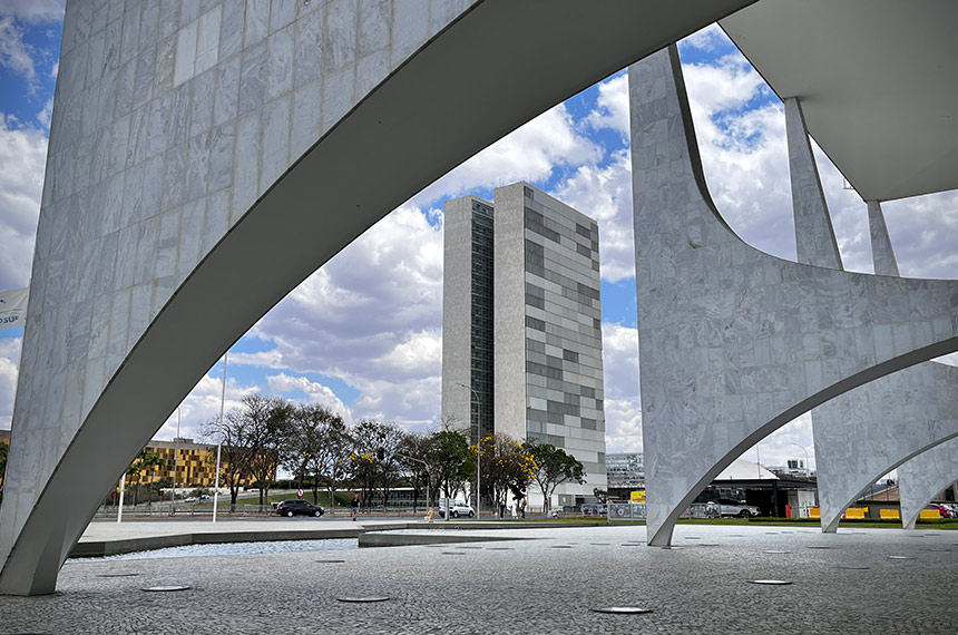 Governo envia Orçamento de 2027 ao Congresso Nacional