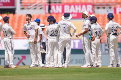 Gavaskar pede foco no coletivo do críquete indiano
