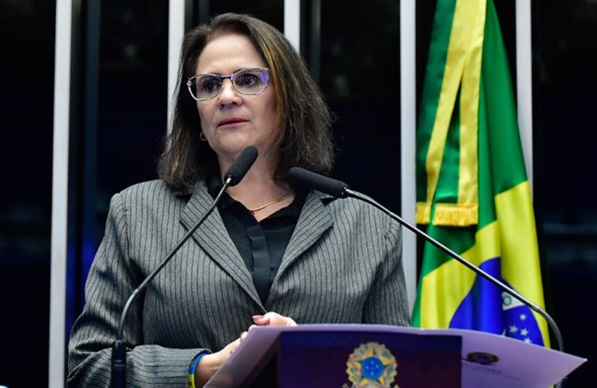 Senadora questiona governo sobre patrocínio de time com site adulto
