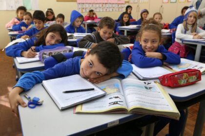 Comissão aprova flexibilização de uniforme escolar para alunos com autismo