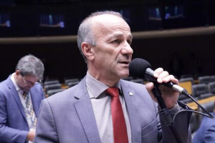 Comissão aprova PEC que exige aporte de 1% da receita para esporte