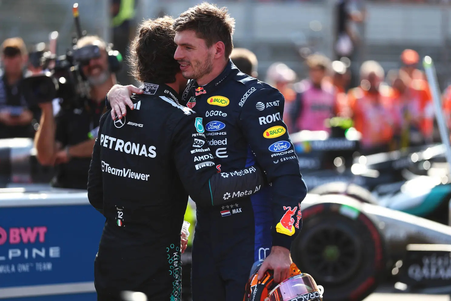 F1 registra inédita sequência de pódios na temporada 2026
