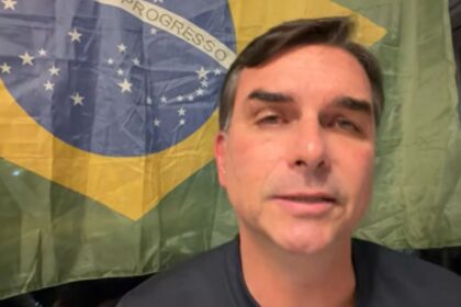 Bolsonaro alega receber mais de mil ameaças de morte