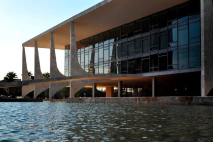 Governo libera R$ 75,3 milhões para famílias afetadas por chuvas em Minas Gerais