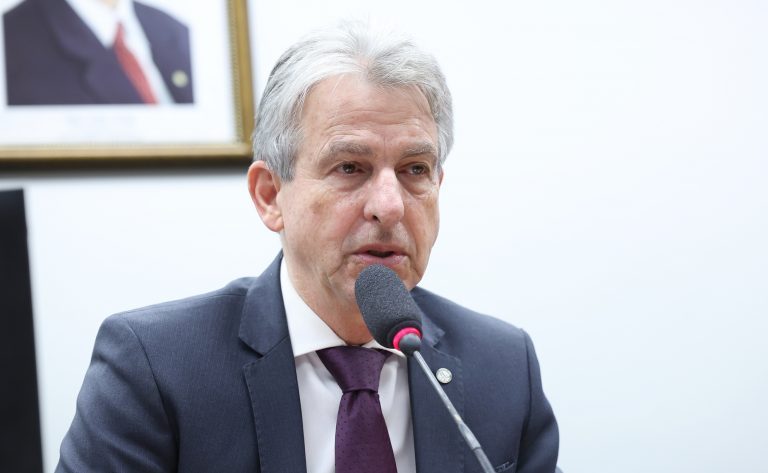 Comissão aprova uso de multas de racismo no combate à discriminação