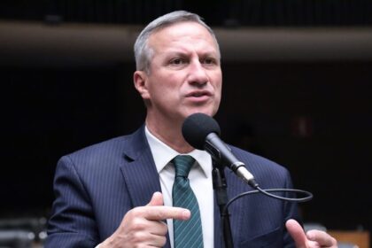 Comissão aprova prazo de 60 dias para respostas da CVM