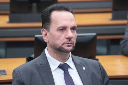 Câmara aprova projeto que permite opção por documentos digitais
