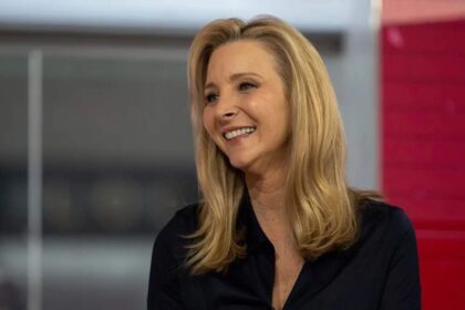 Lisa Kudrow diz ter sofrido rejeições por não seguir padrão de beleza