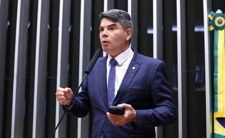 Comissão aprova projeto que garante informações a vítimas de crimes