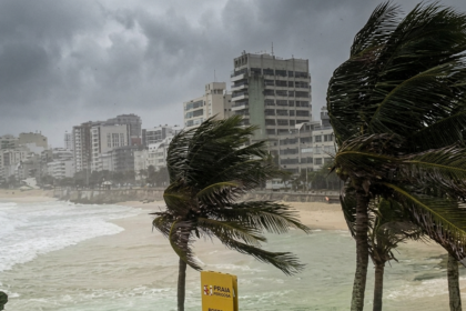 Região dos Lagos recebe alerta de vendaval forte nesta sexta-feira