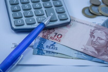 Projeto propõe cálculo separado de aposentadoria e salário no IR