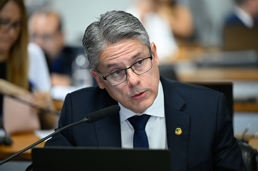 Comissão aprova direito de crianças e adolescentes à natureza