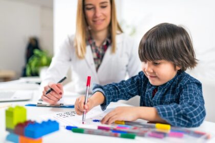 Projeto de Lei fixa jornada de pedagogos em 30 horas