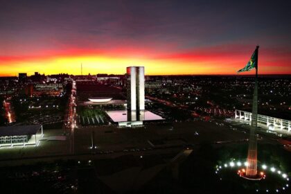 Orçamento de 2027 prevê preenchimento de 53.530 vagas públicas