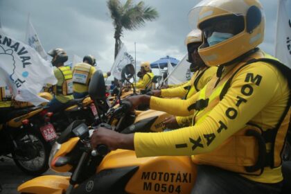 Comissão adia votação de regras para mototaxistas