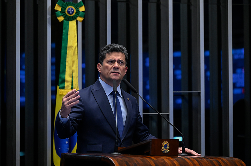 Sergio Moro defende leis mais rigorosas contra facções criminosas