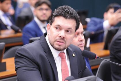 CCJ aprova PEC que permite remuneração federal a servidores de ex-territórios