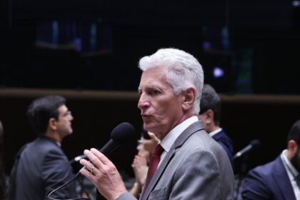 Câmara aprova criação de universidades federais em Minas e Rio