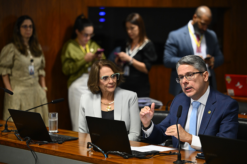 Comissão do Senado aprova restrições a publicidade e patrocínio de bets