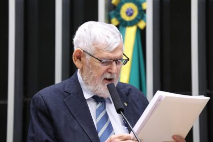 Comissão da Câmara aprova obrigatoriedade de comércios relatarem crimes