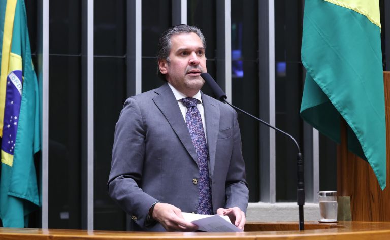 Câmara aprova exceções às regras fiscais para despesas de 2026
