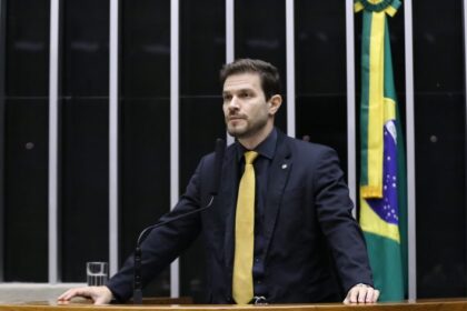 Comissão da Câmara obriga agressores a participar de programas de reeducação