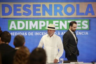 Brasileiros muito endividados voltam ao nível anterior ao Desenrola